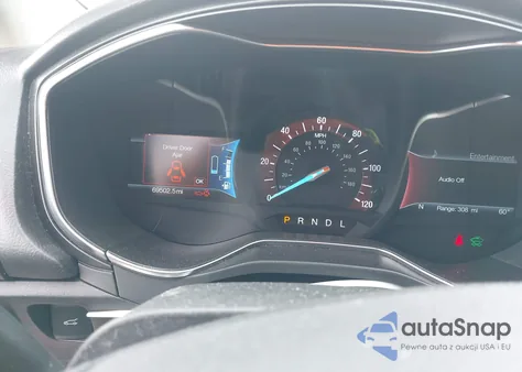 2018 Ford Fusion Energi Titanium from USA, damaged, VIN 3FA6P0SU8JR142660